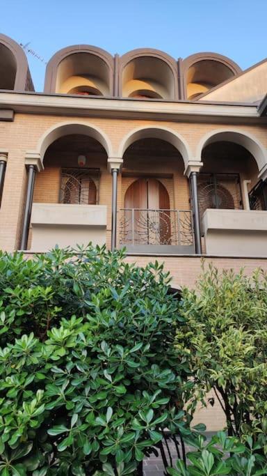 Prestigioso Appartamento Di 70Mq Vicino Milano Legnano Bagian luar foto