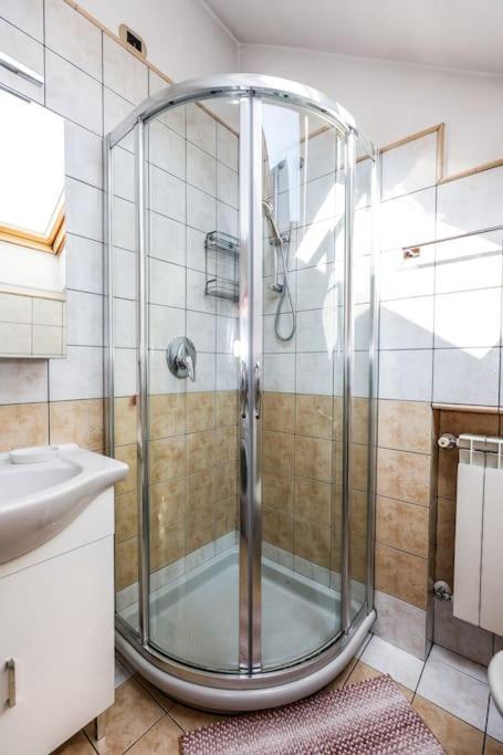 Prestigioso Appartamento Di 70Mq Vicino Milano Legnano Bagian luar foto